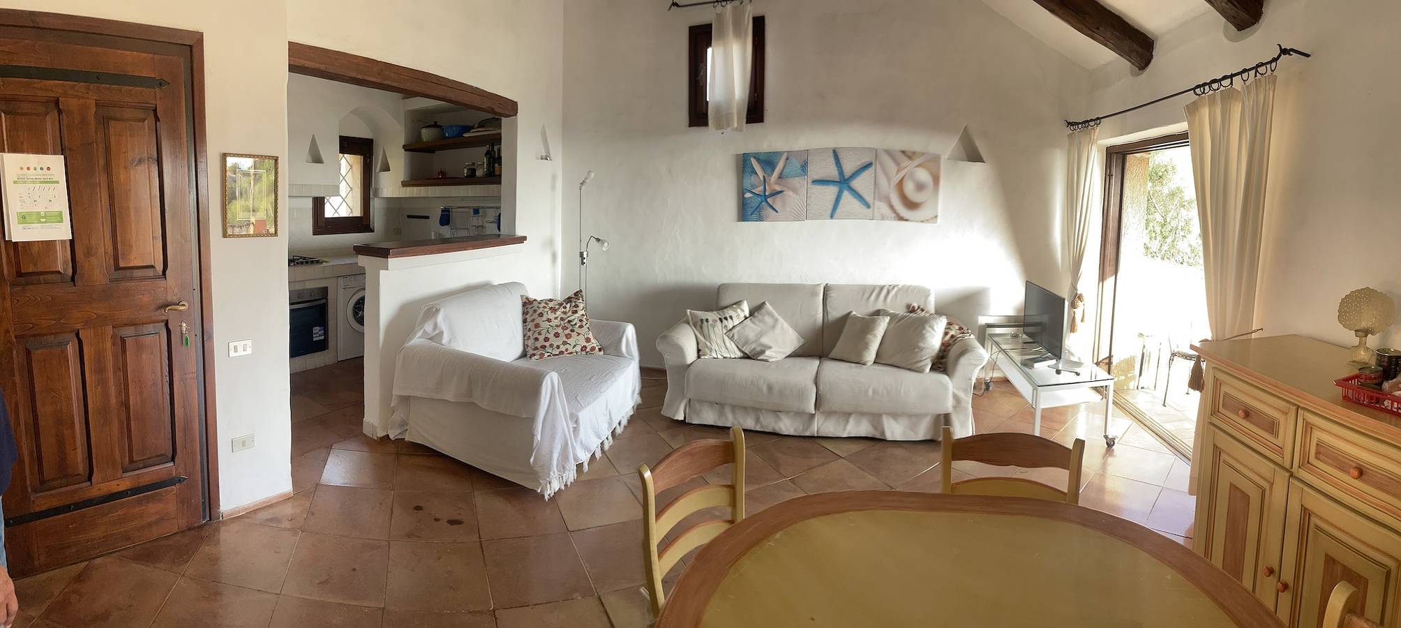 Appartement entier, Appartement 'Casa Ilaria' avec piscine partagée, terrasse privée et Wi-Fi in Liscia di Vacca, Arzachena