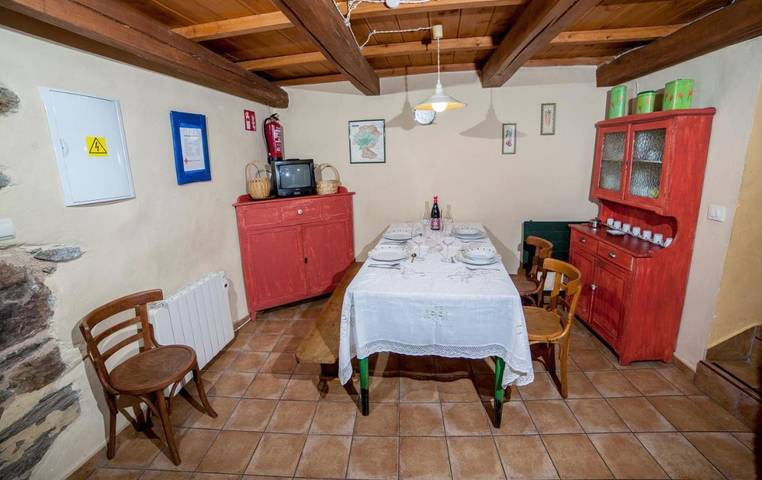 Casa rural para 8 personas, con terraza y vistas, Se admiten mascotas en El Bierzo - 3