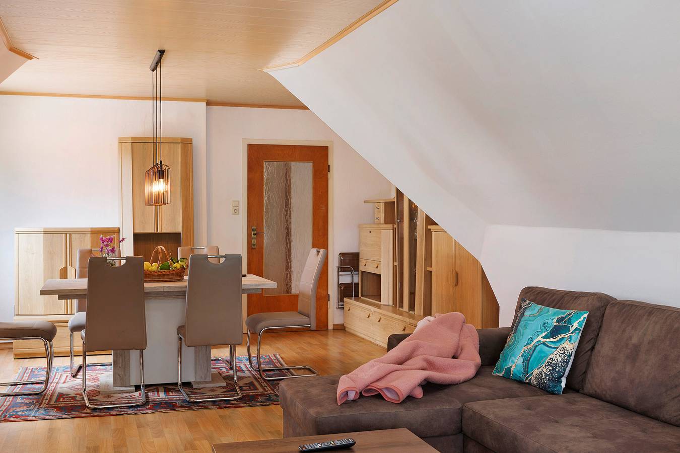 Ganze Wohnung, Ferienwohnung 'Gundlach' mit gemeinsamer Terrasse, gemeinsamem Garten und Wi-Fi in Hessisch Lichtenau, Werra-Meißner-Kreis