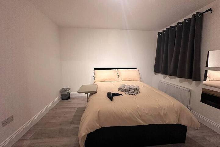 Central London 5 min to metro in Lambeth, Londra