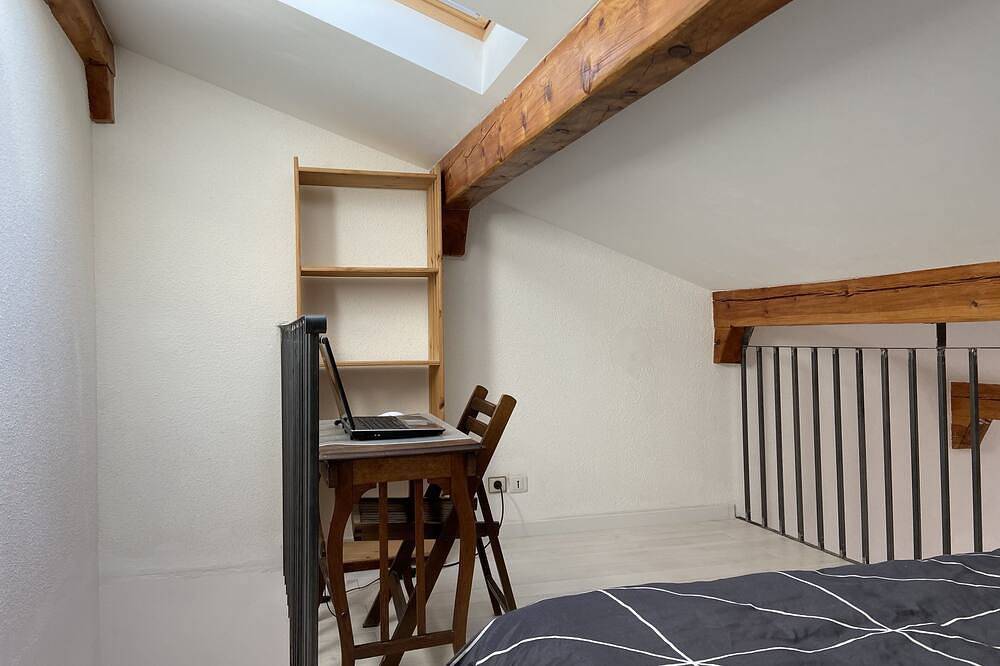 Entire apartment, Condominium - Balcony - Mountain - Nature in Enveitg, Prades region