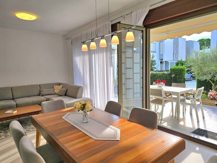Villa pour 7 personnes, avec jardin et balcon en Albanie