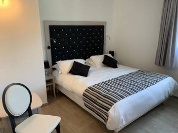Hôtel pour 2 personnes, avec terrasse dans Gare De Bastia