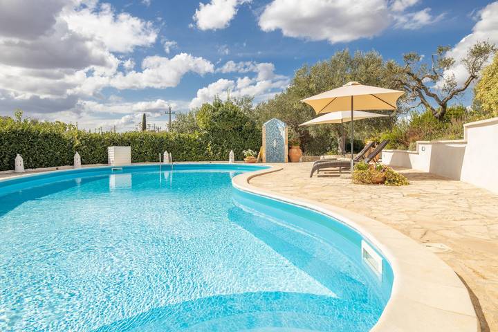 Villa per 4 persone, con Balcone/Terrazza a Castellana Grotte