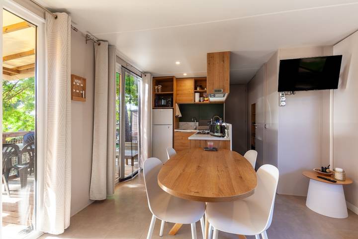 Camping für 6 Personen, mit Garten und Kinderpool in Provence-Alpes-Côte d'Azur - 4