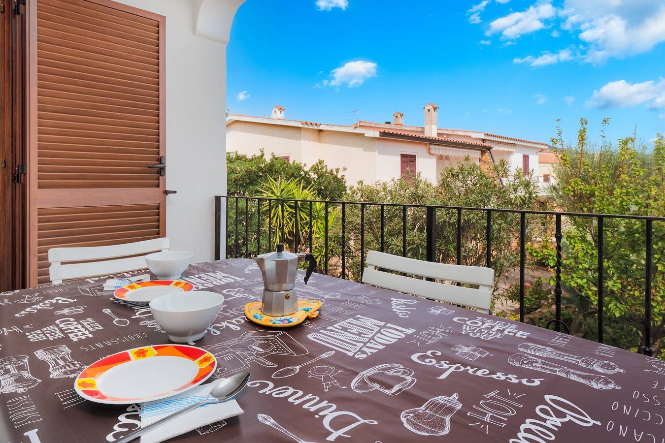 Appartamento intero, Appartamento 'Il Glicine' vicino al mare con terrazza e A/C in Vaccileddi, Loiri Porto San Paolo