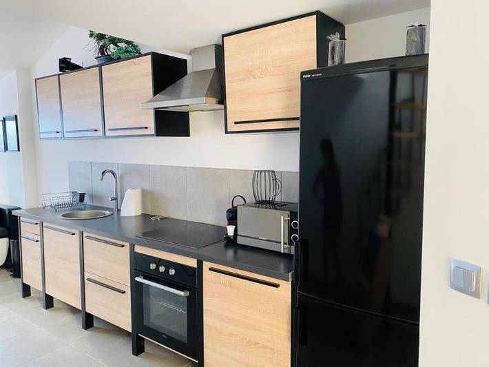 Gîte pour 4 personnes, avec terrasse à Vitrolles - 3