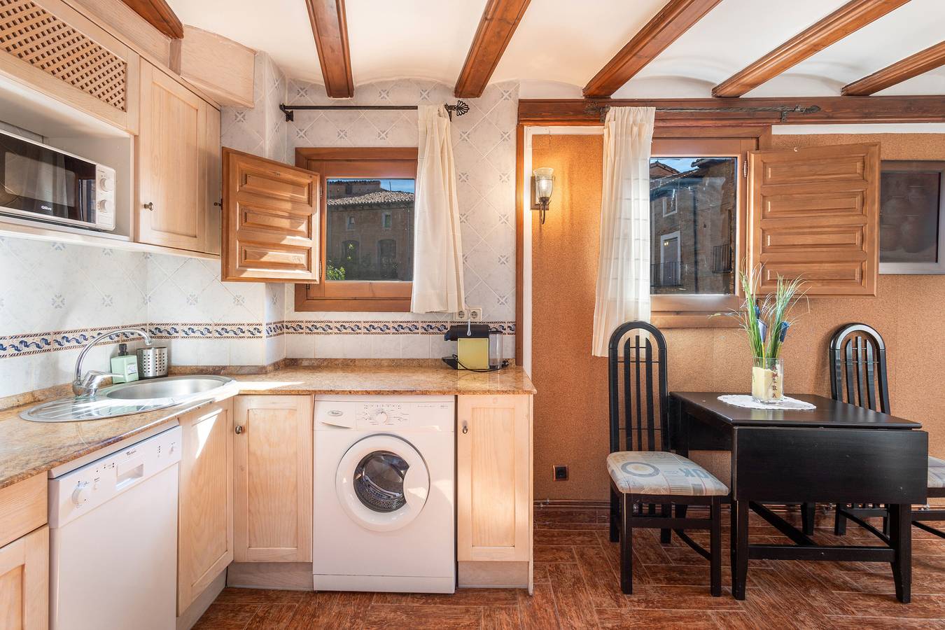 Apartamento entero, Apartamento 'Amira' con Wi-Fi y aire acondicionado in Daroca, Provincia de Zaragoza