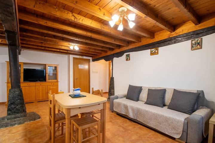 Holiday rental for 2 people, with Garden in Cantabria