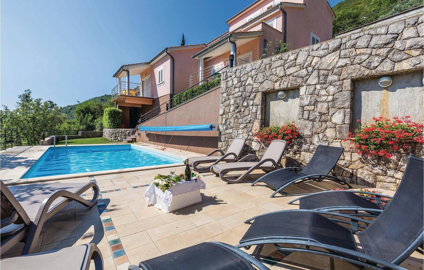 Ganze Ferienwohnung, Ferienwohnung für 4 Personen mit Terrasse in Moscenicka Draga, Opatija Riviera