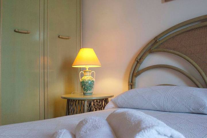 Appartamento intero, Mara’s house, 10 minuti a piedi dal  centro, parcheggio privato in Mazzarò, Taormina