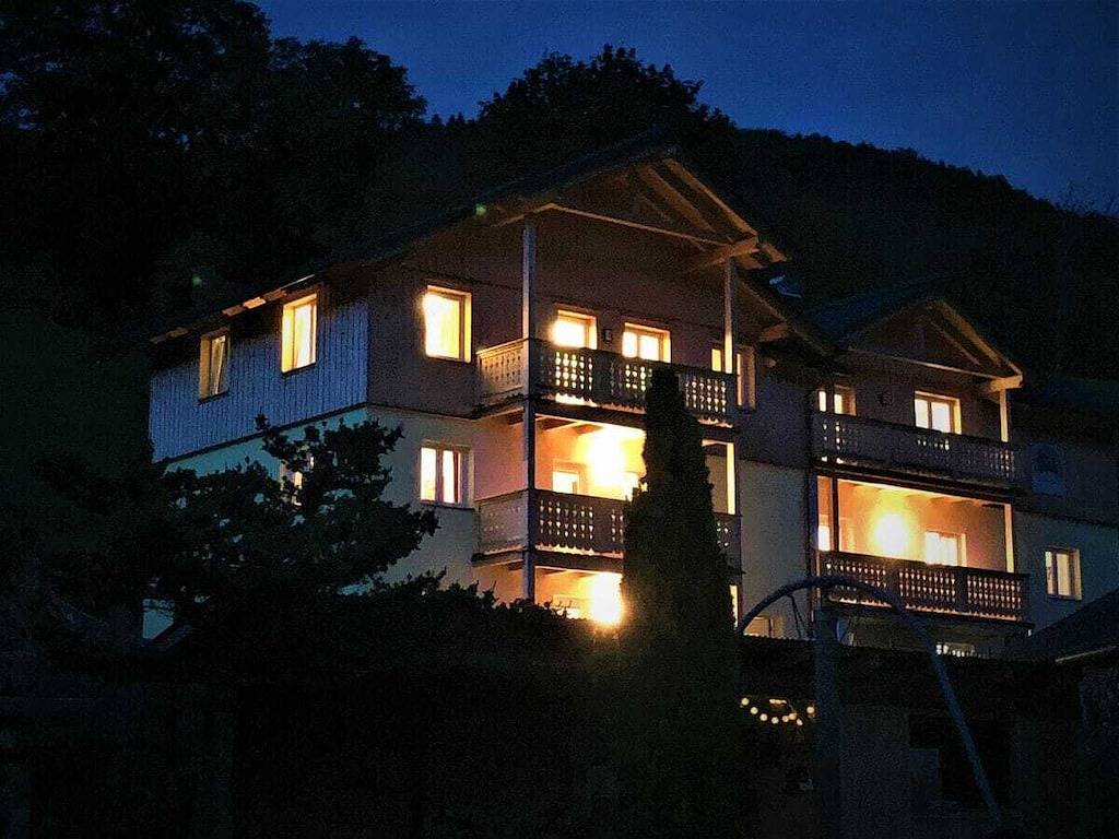 Ferienwohnung mit 2 Schlafzimmer in Bad Goisern am Hallstättersee, Bad Goisern