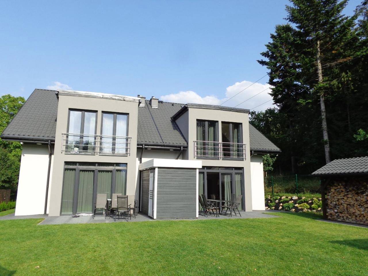 Three-Bedroom Chalet in Szczyrk, Karpaty (Polska)
