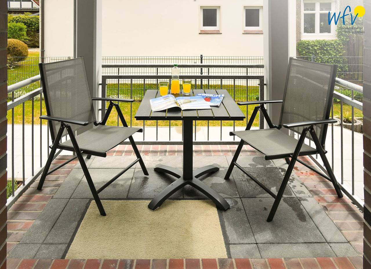 Entire apartment, Cozy Apartment with Balcony & Internet, Near Besame Mucho in Wangerooge