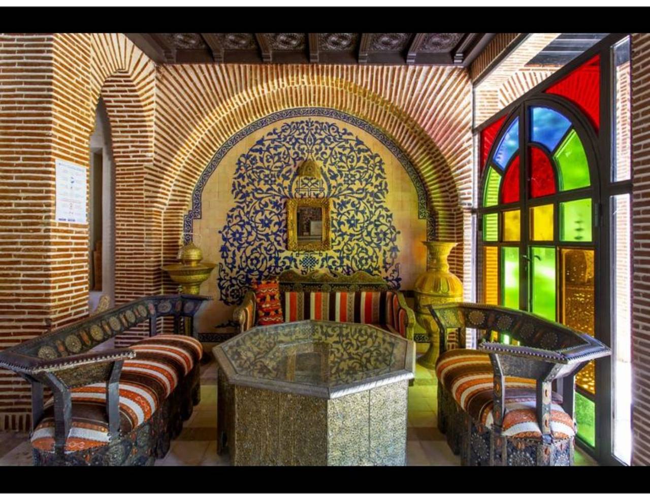 Palace with 2 villas and 2 swimming pools in Sidi Abdellah Ghiat in Sidi Abdallah Ghiat, Province Al Haouz