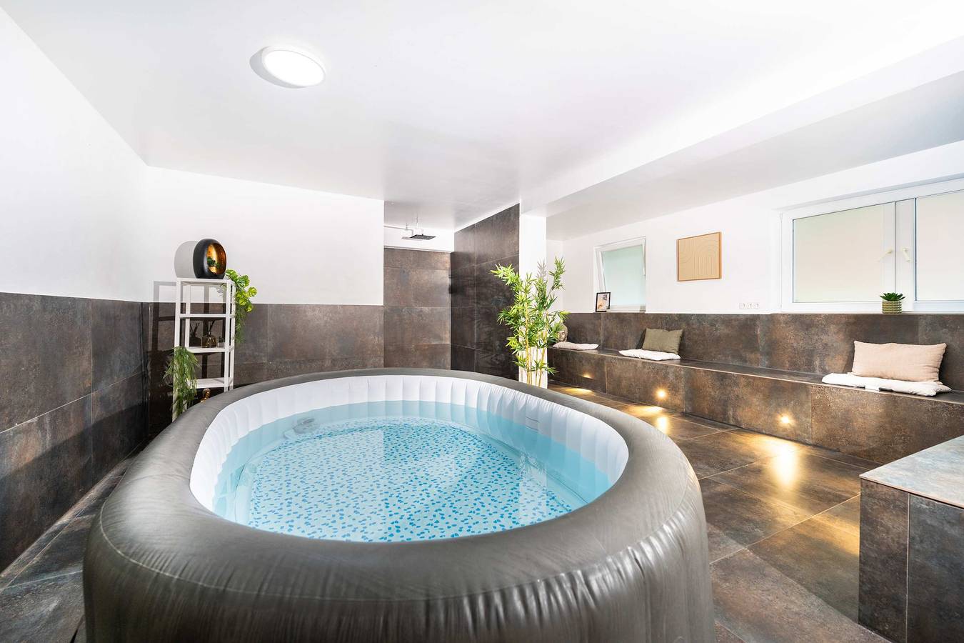 Belmonte Xxl | 38 Guests | Wellness & Entertainment in Bendorf, Landkreis Mayen-Koblenz