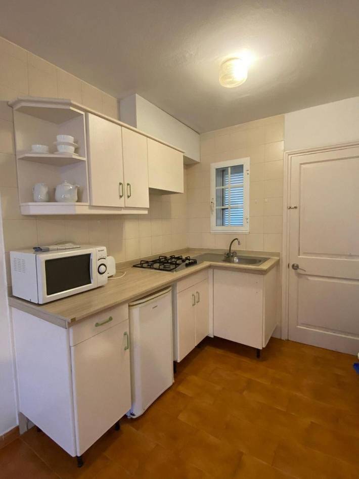 Gîte pour 3 personnes, avec Balcon ainsi que Jardin et Bassin pour enfant à Arenal d'en Castell - 4