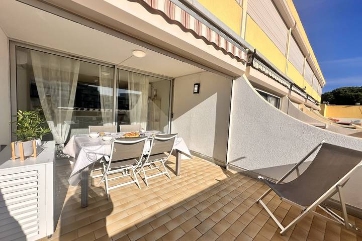 Ganzes Studio, Le Catamaran - Studio proche de la mer avec terrasse in Port Camargue, Le Grau-du-Roi