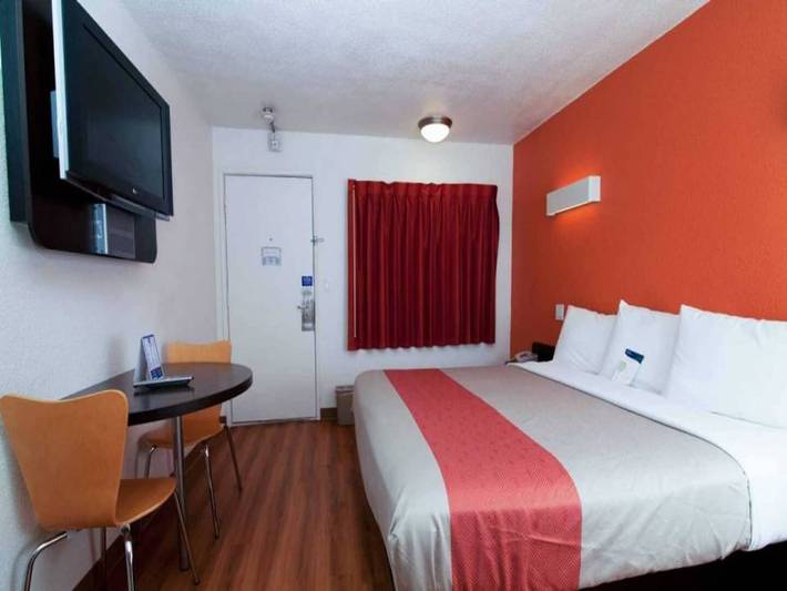 Apartamento entero, 1 cama king size | Movilidad | Bañera, Nsmk in Bremerton, Condado de Kitsap