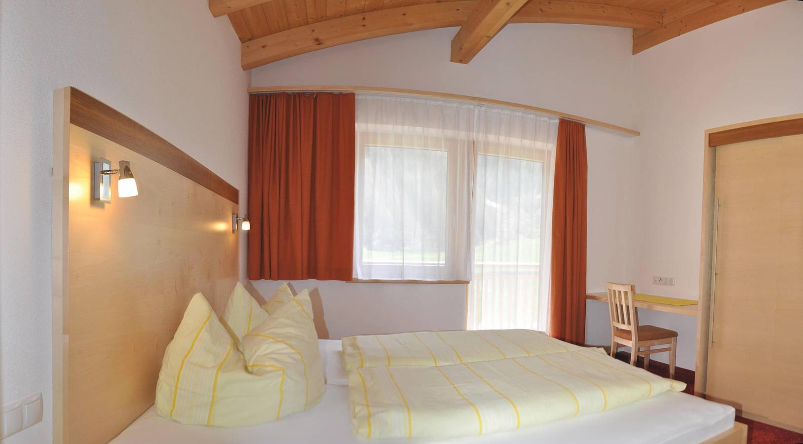 Ganze Ferienwohnung, Appartement "Typ C" in Stubaier Alpen, Umhausen