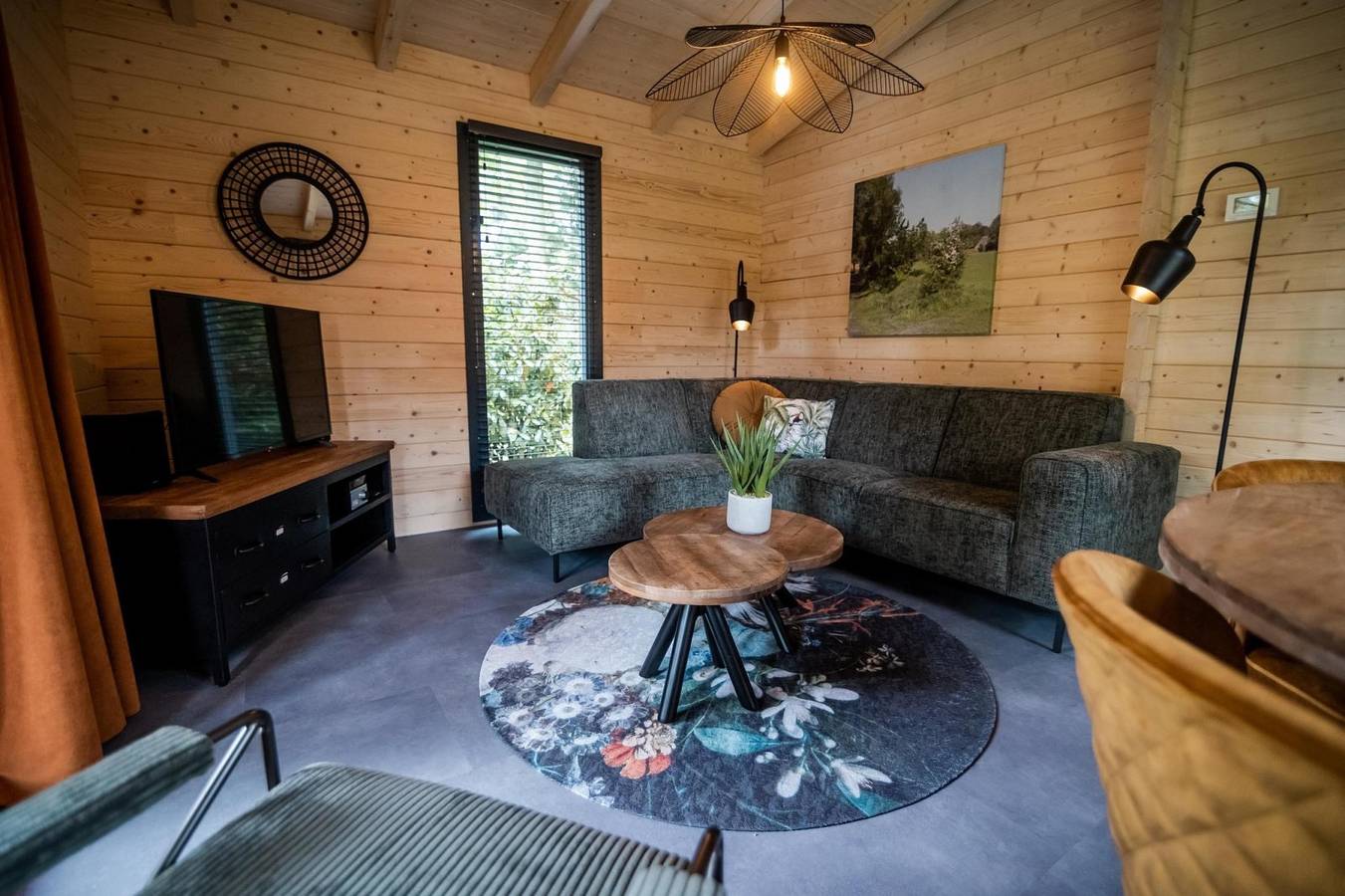 Comfortabele lodge voor 4 personen met veranda op vakantiepark in Markelo in Markelo, Twente