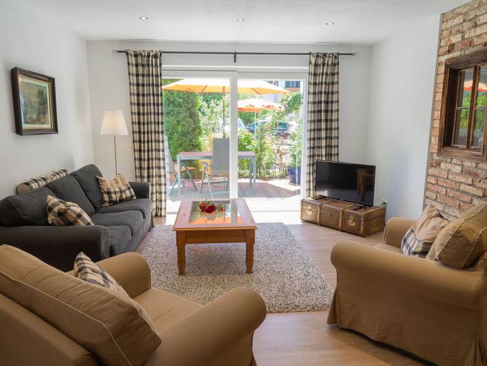 Ferienwohnung für 3 Personen, mit Garten und Terrasse sowie Sauna, kinderfreundlich am Tegernsee - 4