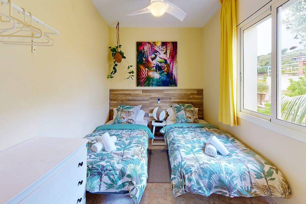 Villa Valentina, Seaview, private pool, garden, Bbq, garage in Mataró, Costa del Maresme