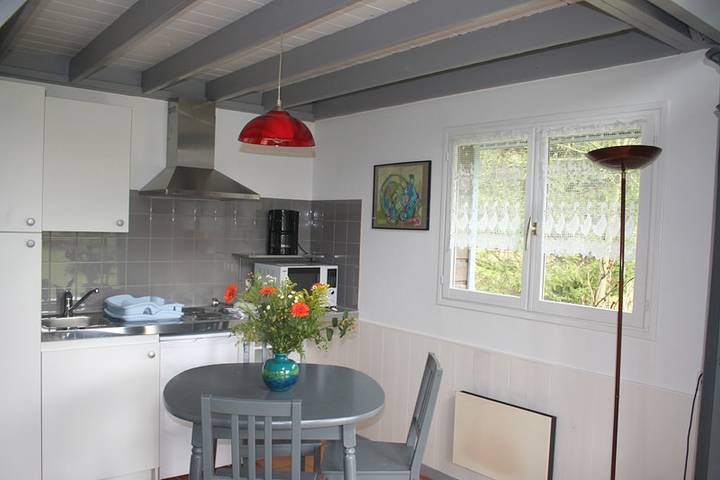 Chalet pour 2 personnes, avec jardin ainsi que vue et terrasse, animaux acceptés en Normandie - 2