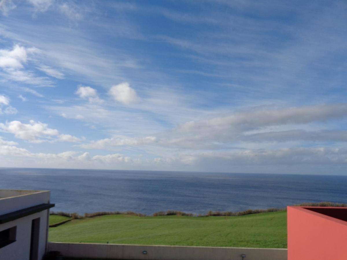 Mar & Serra in São Miguel Island, Feteiras