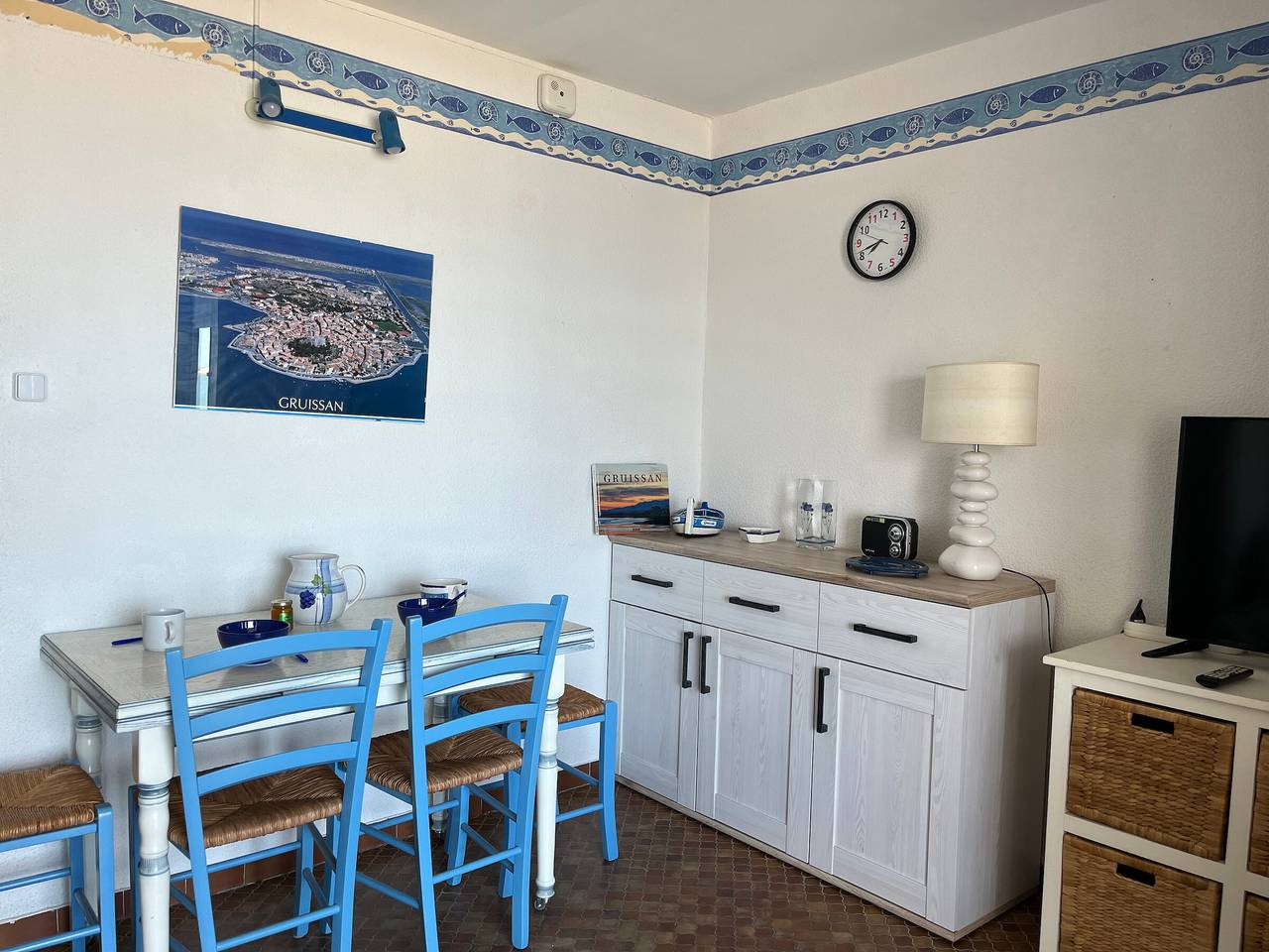 Appartement entier, Gruissan - À 2 Pas de la Plage - Studio Cabine pour 4 - Parking Sécurisé in Gruissan (Ville), Gruissan