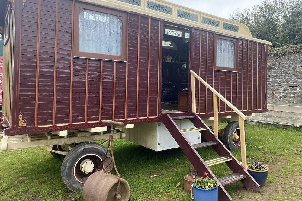 Vintage Showman's Wagon For Two Close to Beach in Plymouth, South West England