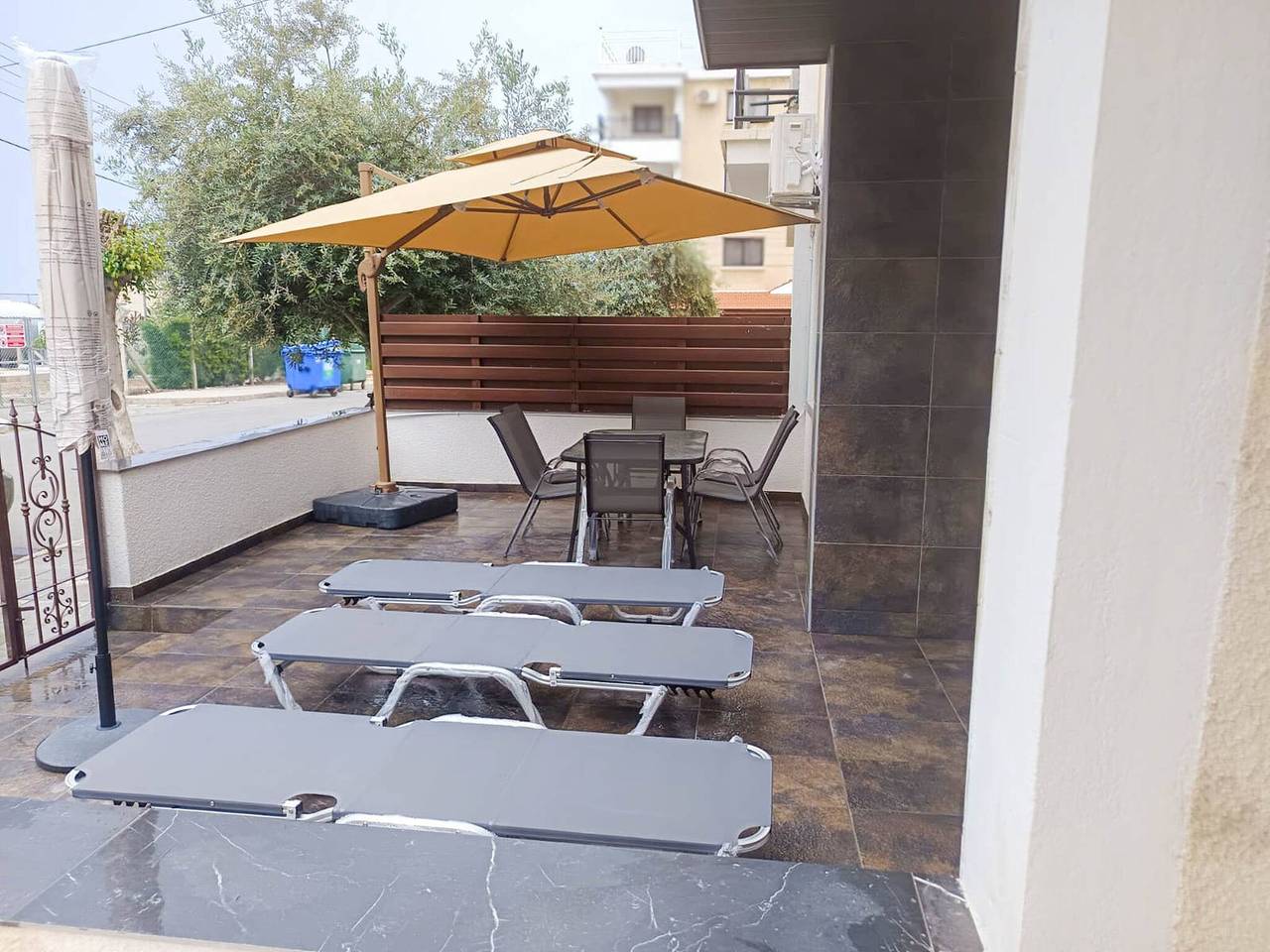 Apartamento entero, Mackenzie Suite – 3-Min Walk to Mackenzie Beach in Lárnaca, Distrito de Larnaca