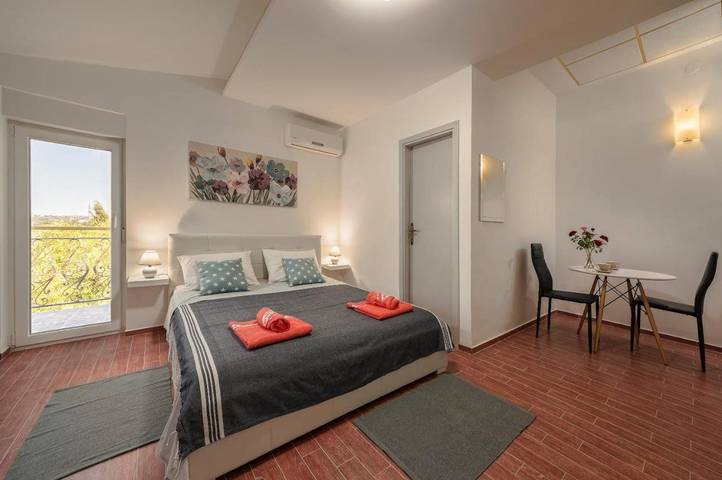 Maison d’hôte pour 2 personnes, avec balcon et jardin à Pula - 2