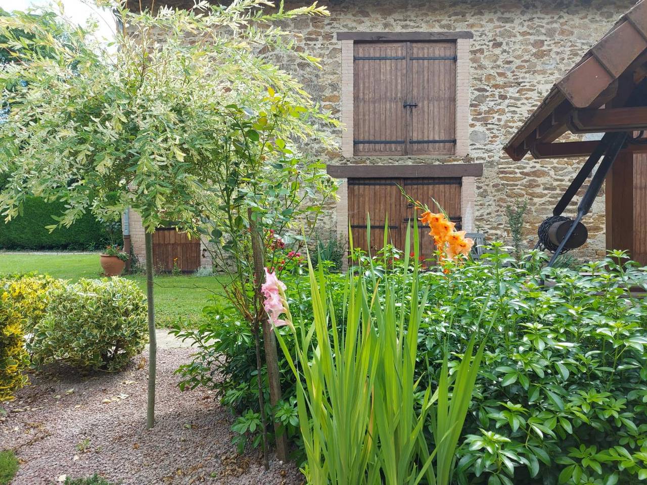 Maison d'hôtes des Tuillières - Cerise in Masléon, Limoges en omgeving