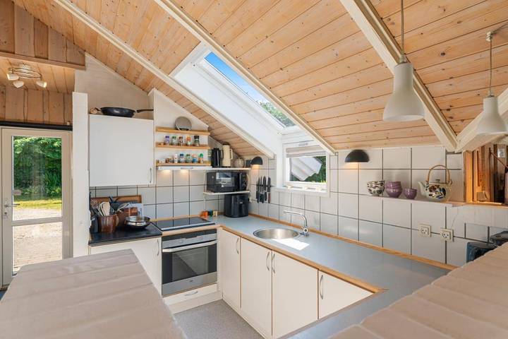 Villa für 8 Personen, mit Balkon/Terrasse und Whirlpool sowie Terrasse und Sauna in Jegum - 3