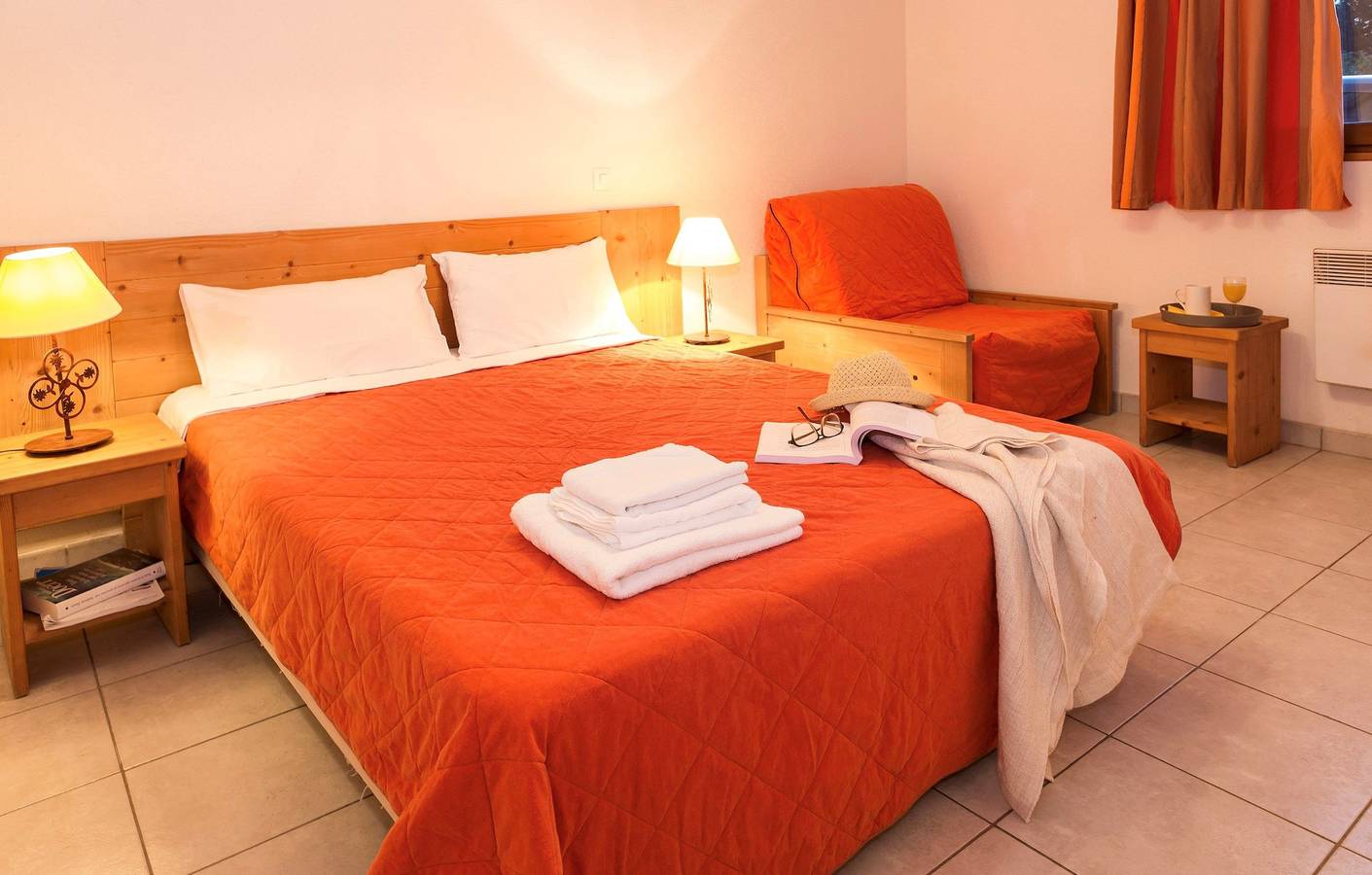 Entire apartment, Residence Les Chalets d'Evian in Evian-les-Bains in Évian-les-Bains, Thonon-les-Bains region