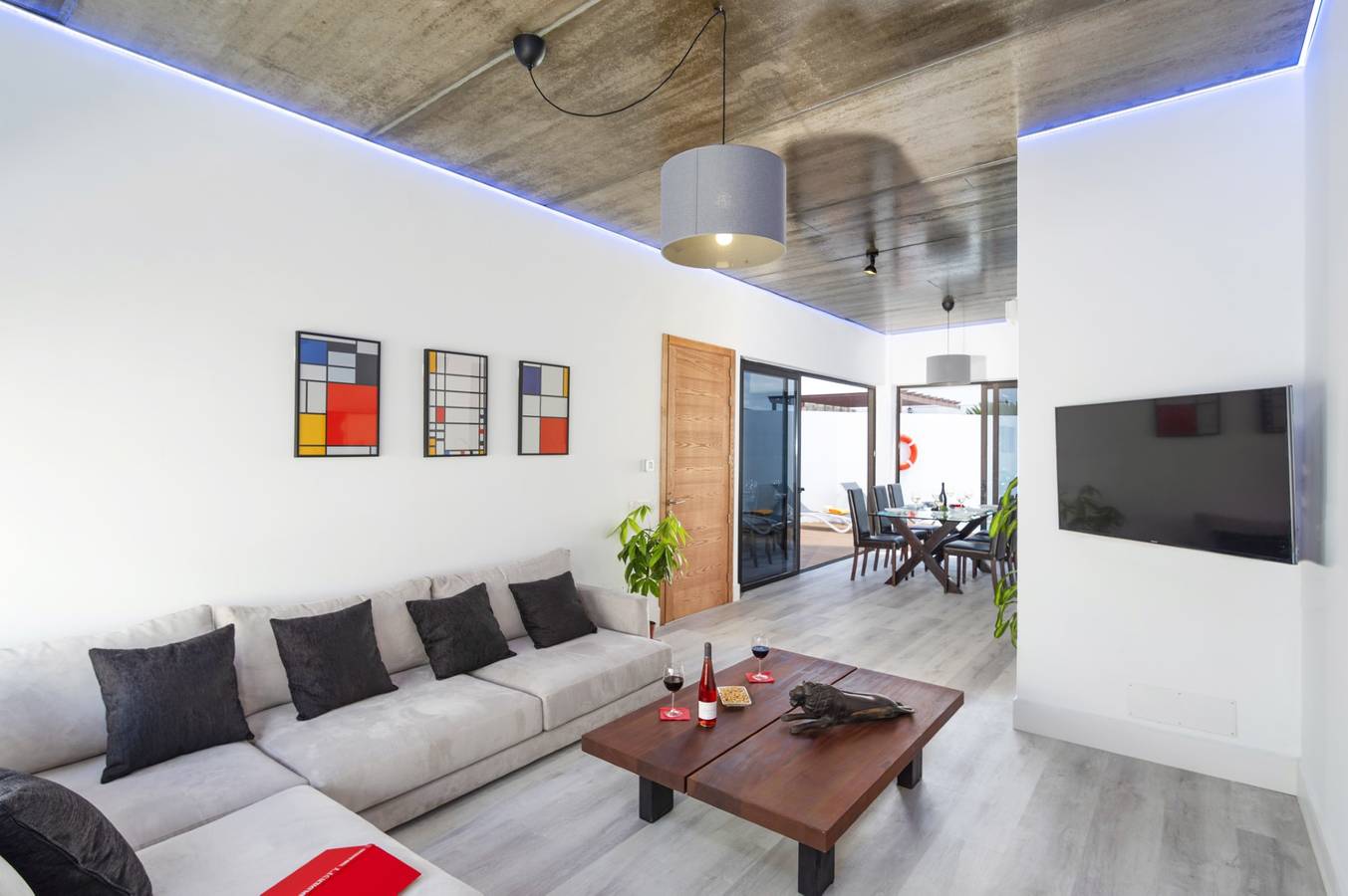 Villa Jj Beach by Villa Plus in Los Pocillos, Tías