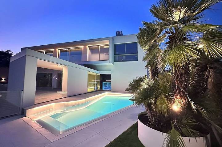 Ferienhaus für 8 Personen, mit Garten und Terrasse