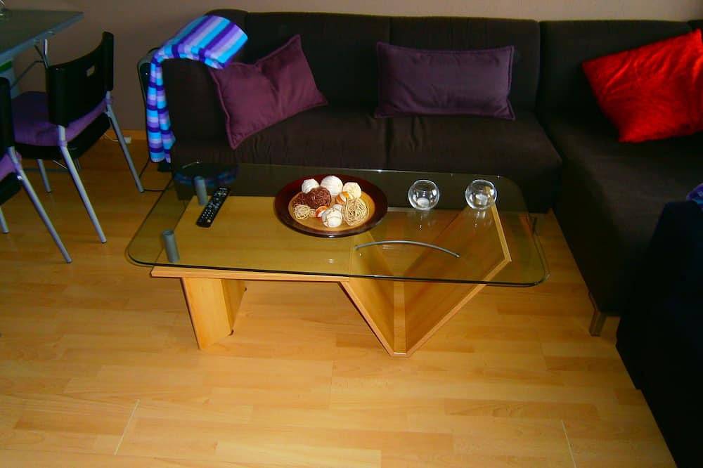 Entire apartment, Nice apartment in Callantsoog 400m to the sea, south-facing balcony, elevator, sauna, Wifi in Callantsoog, North Sea Netherlands