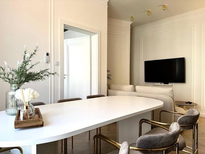 Ferienwohnung für 8 Personen, mit Ausblick und Balkon - 1