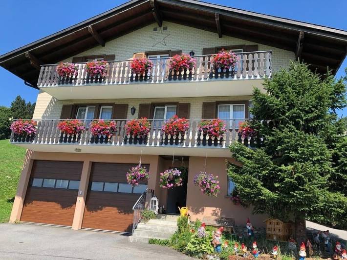Apartamento de vacaciones para 5 personas, con balcón además de vistas al lago y vistas - 1