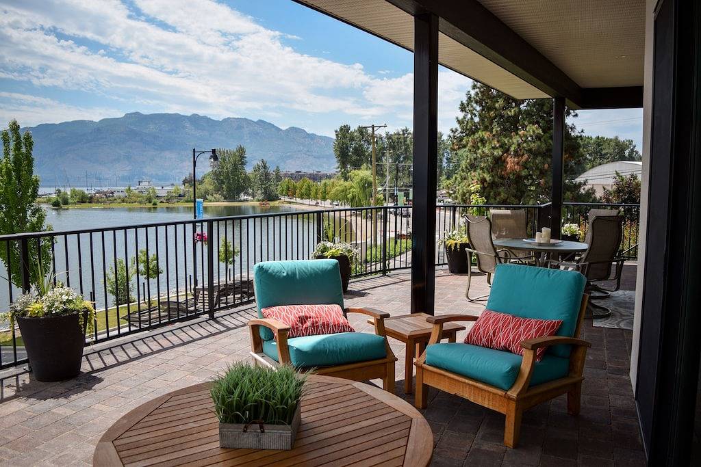 West Kelowna Beach House - Urlaubsträume werden wahr! in West Kelowna, Crystal Mountain