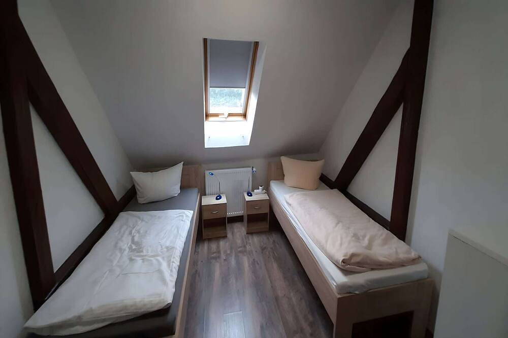 Ganze Wohnung, Familienurlaub am See in Burgk, Thüringer Schiefergebirge