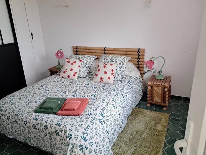 Gîte pour 2 personnes, avec Terrasse et Jardin ainsi que Piscine et Vue à Mirepoix