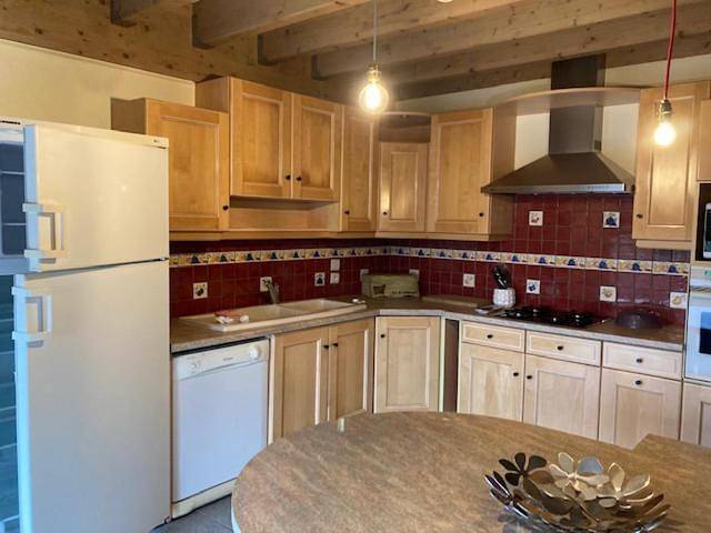 Location de vacances pour 12 personnes, avec jardin et vue à Fleurie - 4