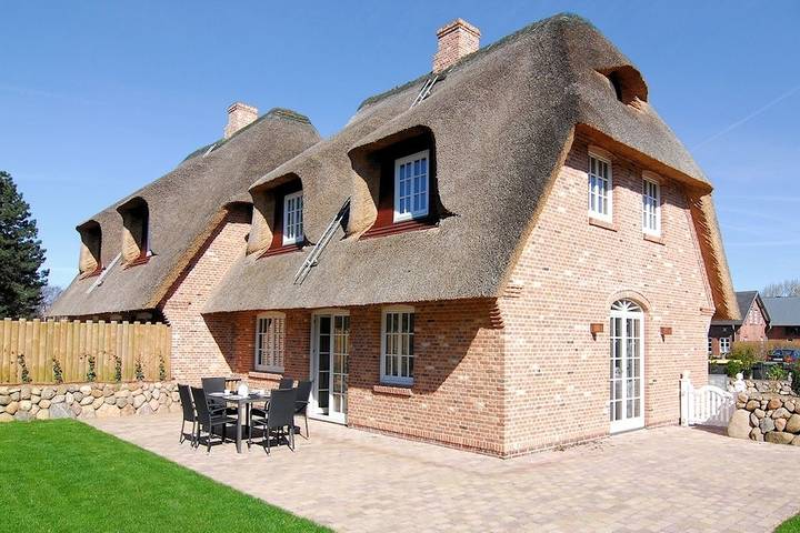 Ferienhaus für 5 Personen, mit Balkon und Terrasse sowie Garten