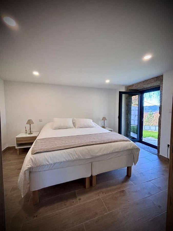 Casa rural para 4 personas, con jardín además de piscina y vistas en Arcos de Valdevez - 3