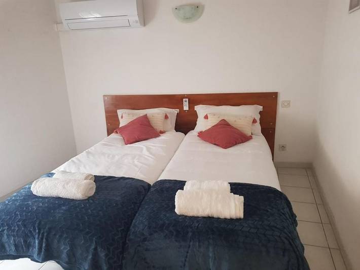 Gîte pour 6 personnes, avec vue et terrasse, animaux acceptés à Tautavel - 3