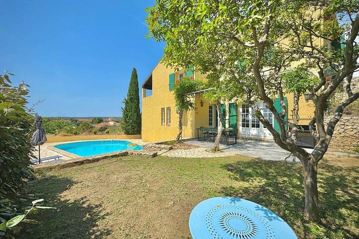 Chalet para 8 personas, con jardín - 1