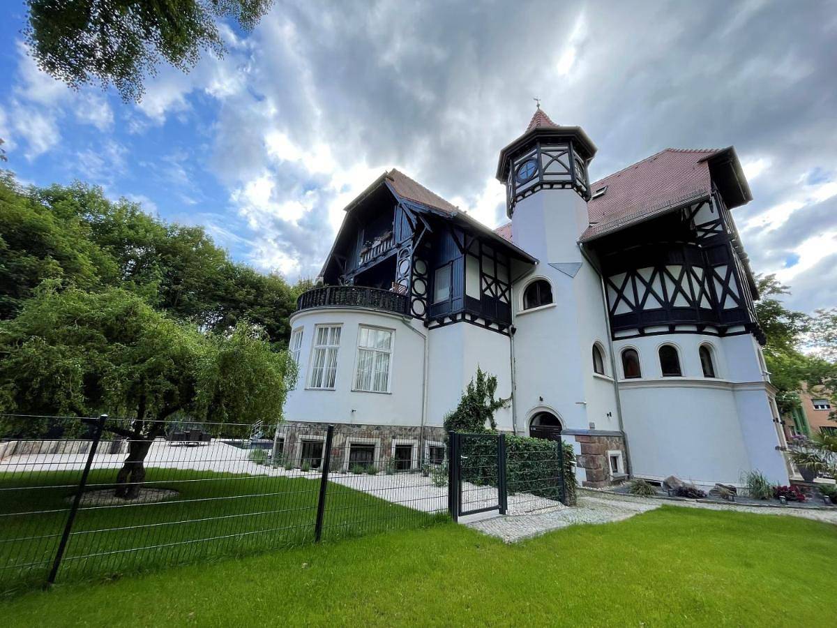 Ganze Wohnung, Villa Limburg in Leipzig-Süd, Leipzig